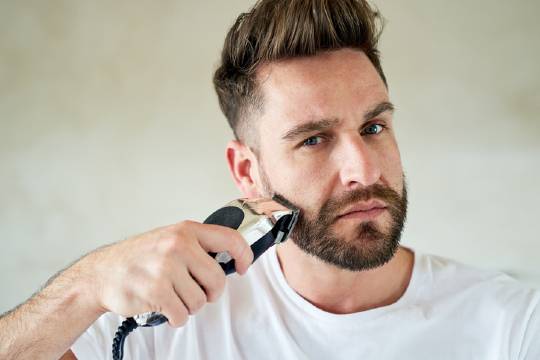 Пошаговая техника стрижки бороды якорь
