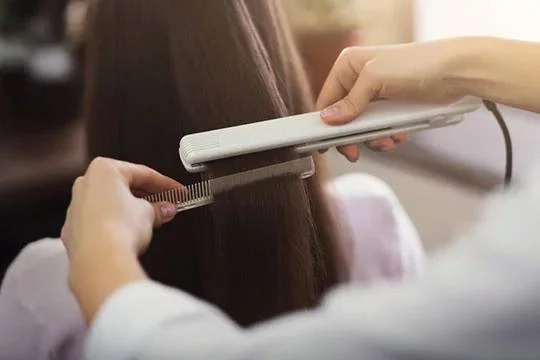 Принцип работы утюжка для волос