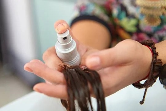 Окрашивание корней волос тонирующими спреями