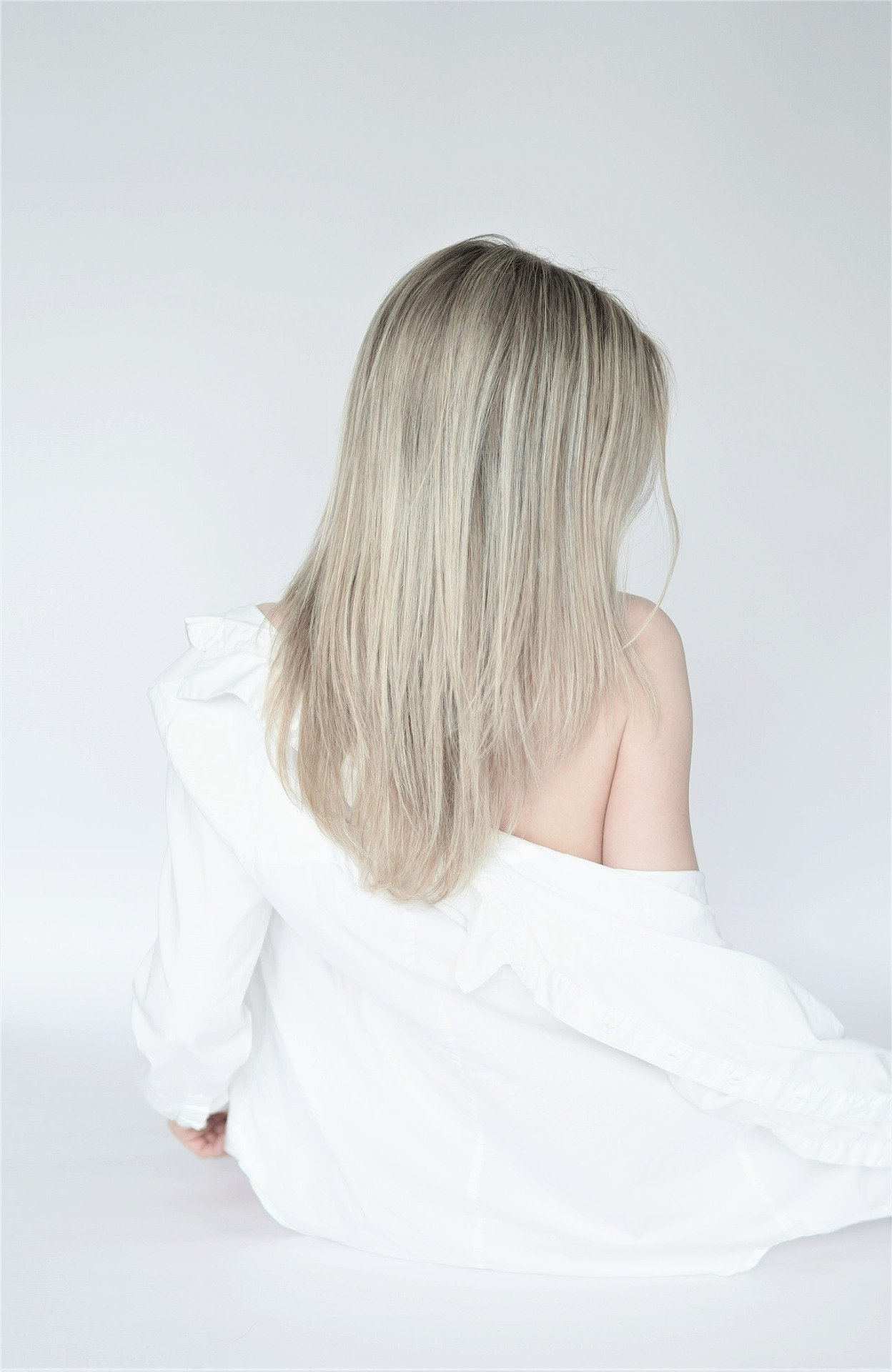 Прическа Лесенка На Средние Волосы Фото