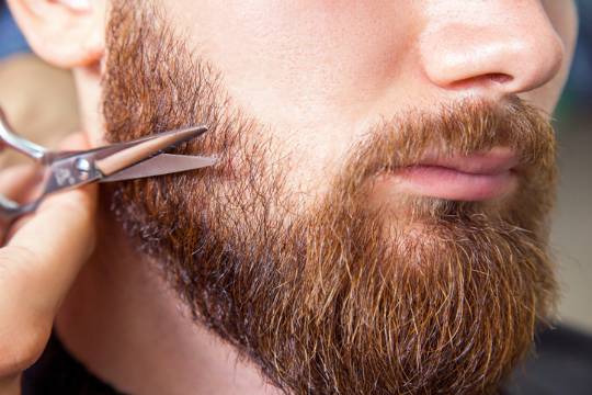 Как правильно и красиво подстричь бороду ножницами