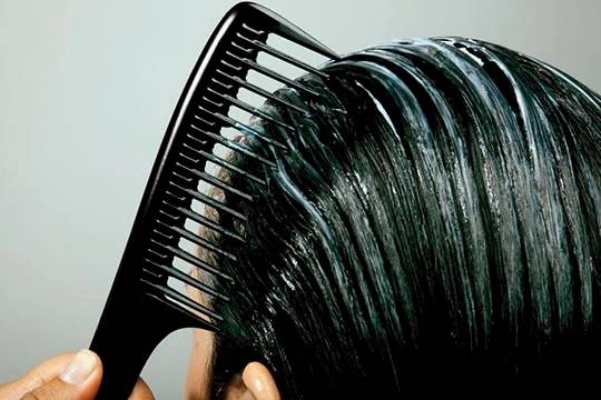 Какие уходовые средства нужны волосам дома